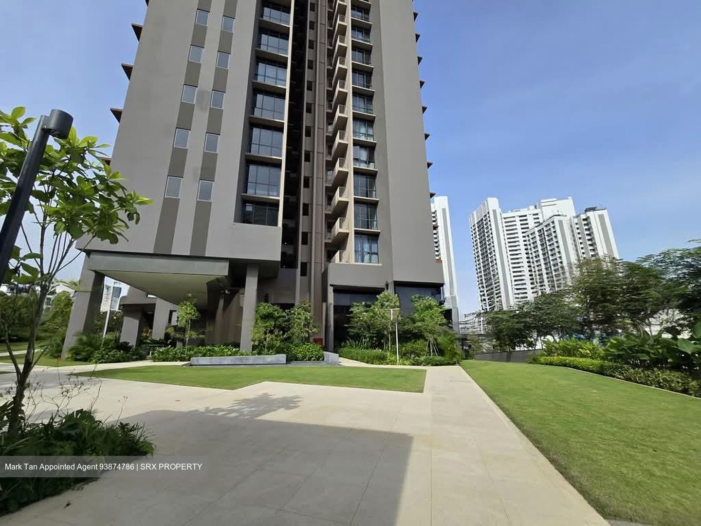 Amo Residence (D20), Apartment #582956091
